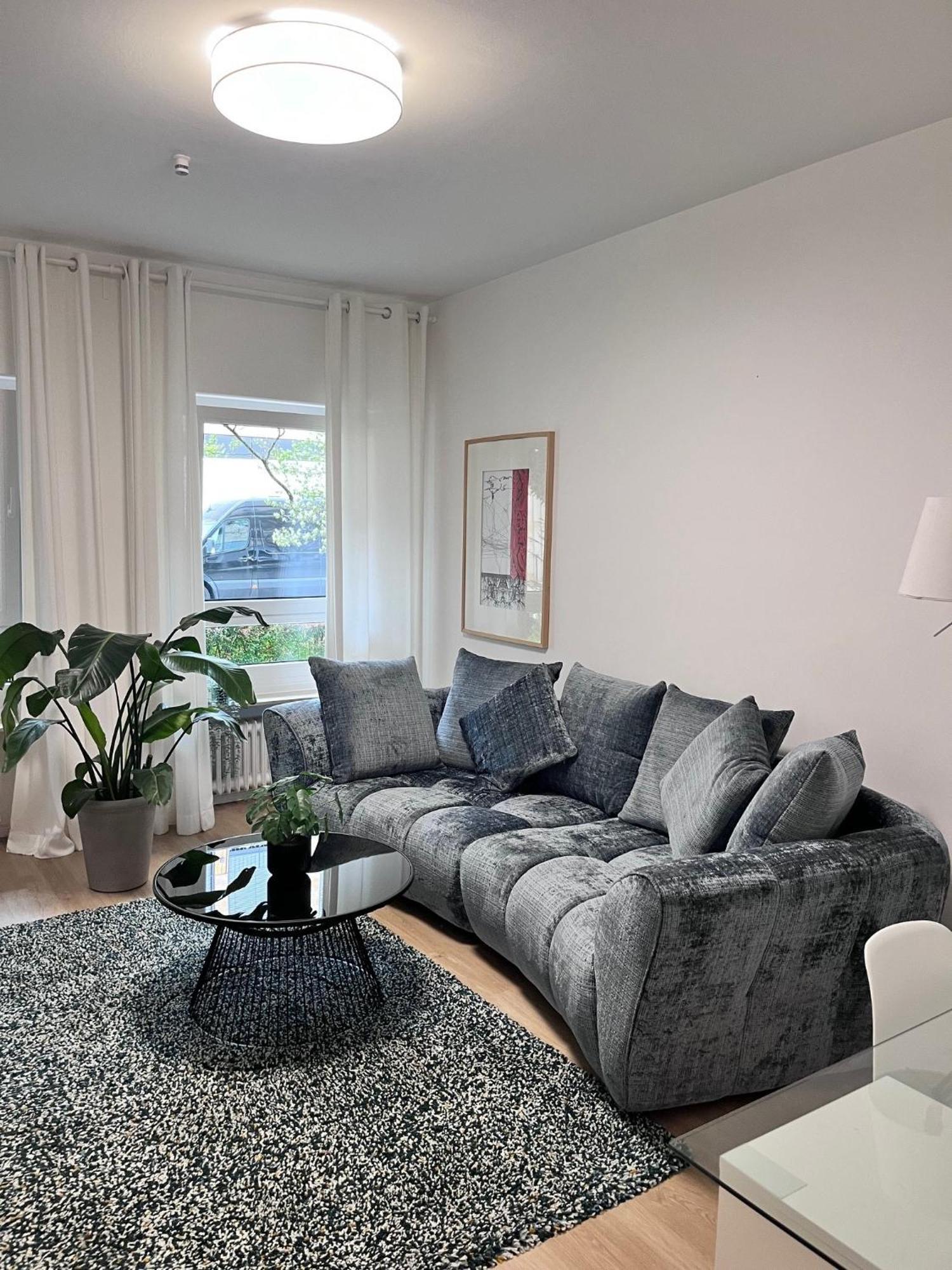 Raum2Go - No1 Modernes Ruhiges 2-Schlafzimmer Apartment City & Park Wiesbaden Esterno foto