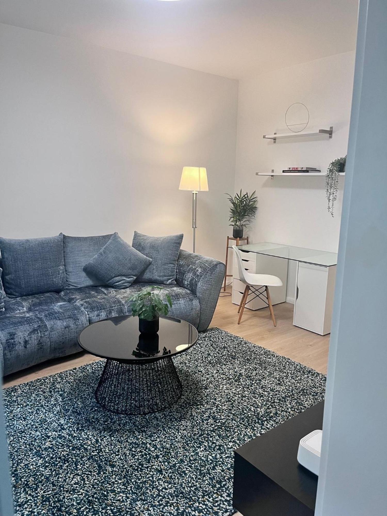 Raum2Go - No1 Modernes Ruhiges 2-Schlafzimmer Apartment City & Park Wiesbaden Esterno foto