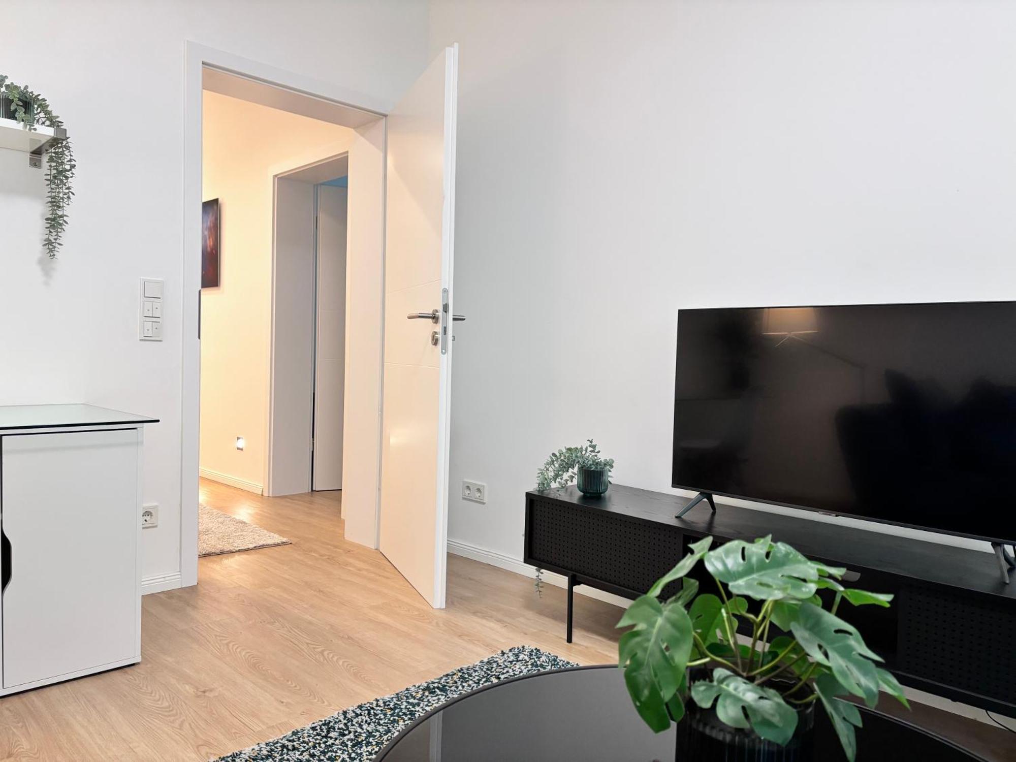 Raum2Go - No1 Modernes Ruhiges 2-Schlafzimmer Apartment City & Park Wiesbaden Esterno foto